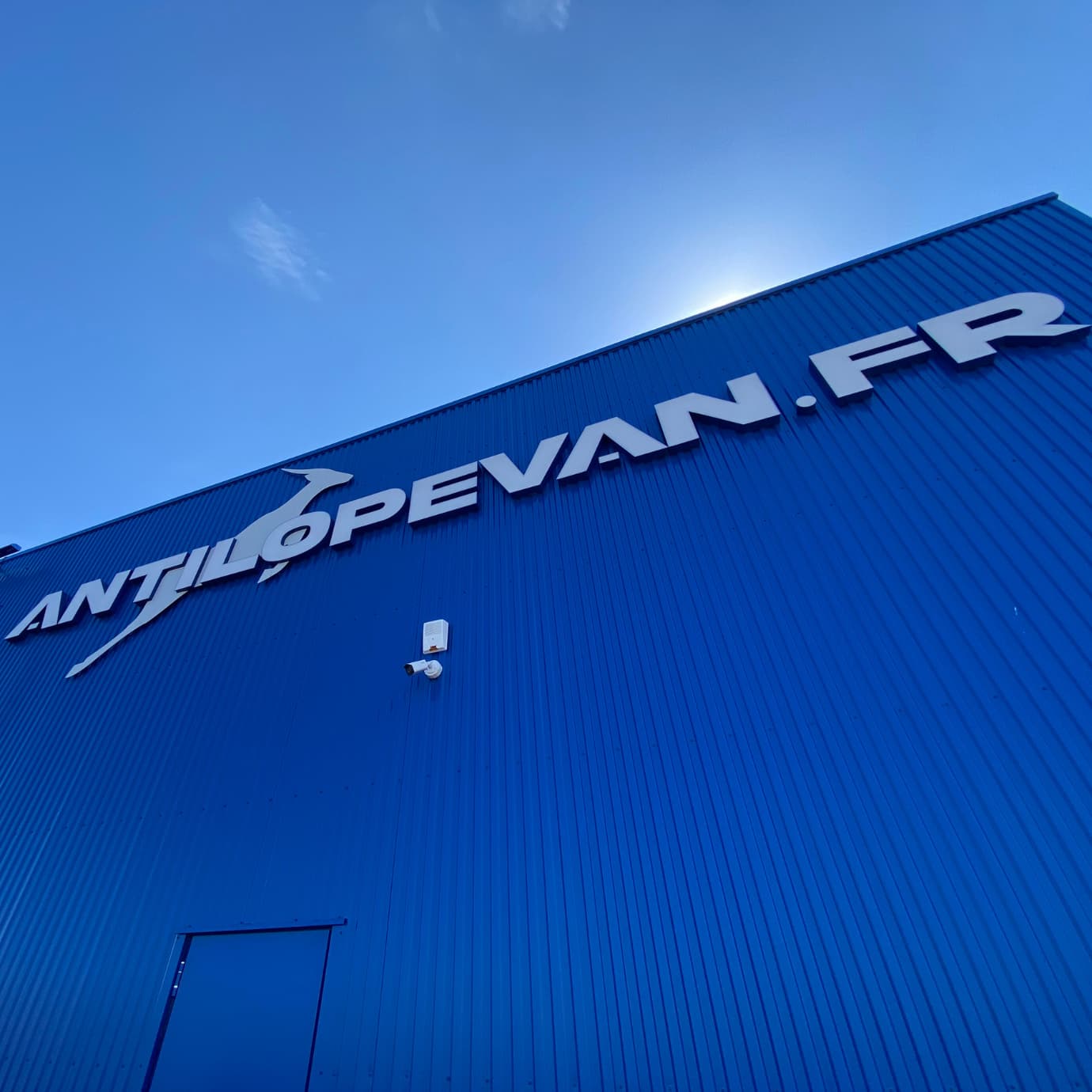 Ouverture de l'usine Antilope Van