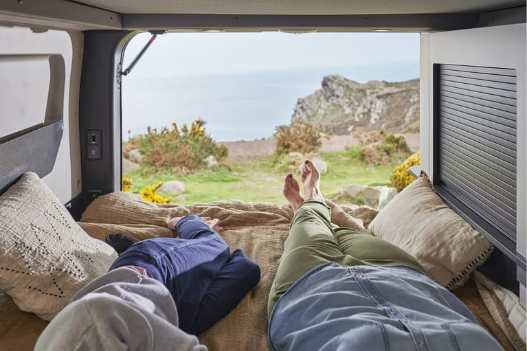Flex 5 campervan 5 zitplaatsen met slaapplaatsen voor 4 personen