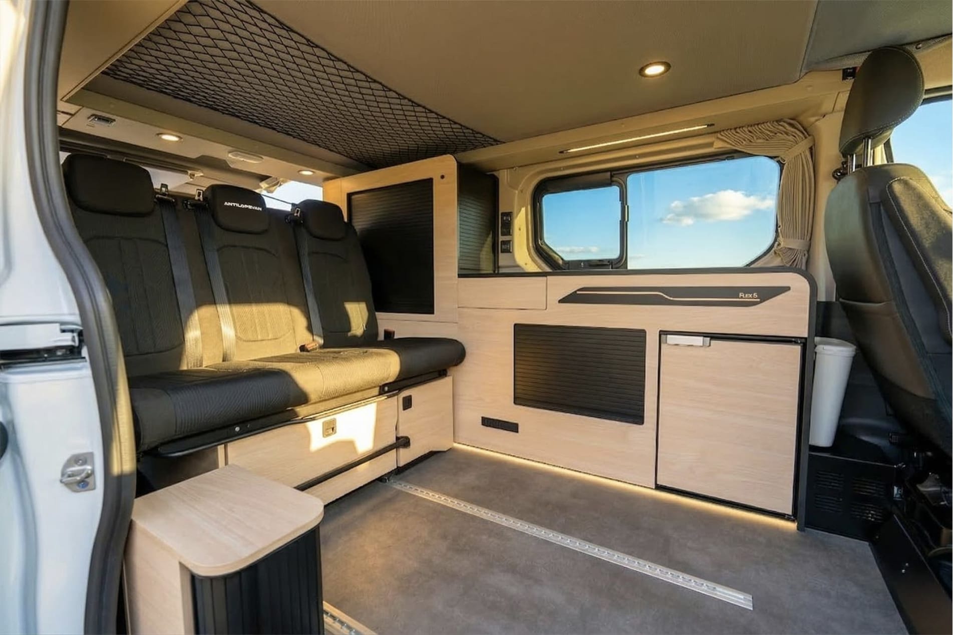 Flex 5 Confort foto campervan 5 zitplaatsen